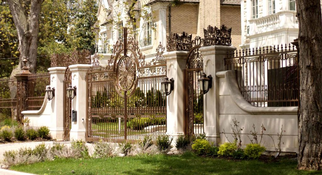 Photo-1-(Bridalpath) Bridalpath entrance gate