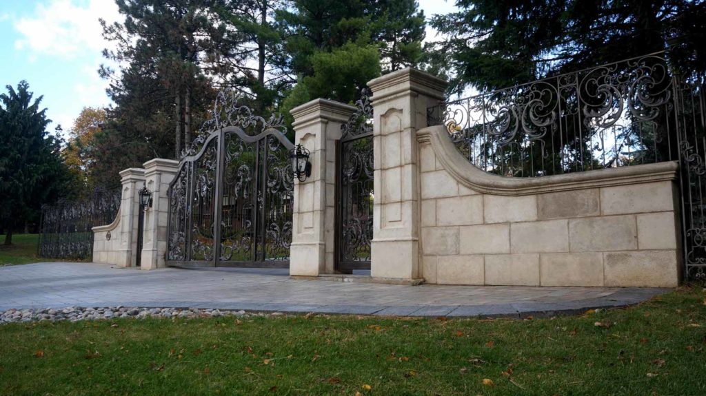 Photo-1-(Woodland-Acres)