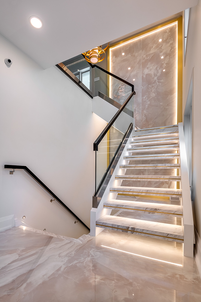 Modern Grand Staircase