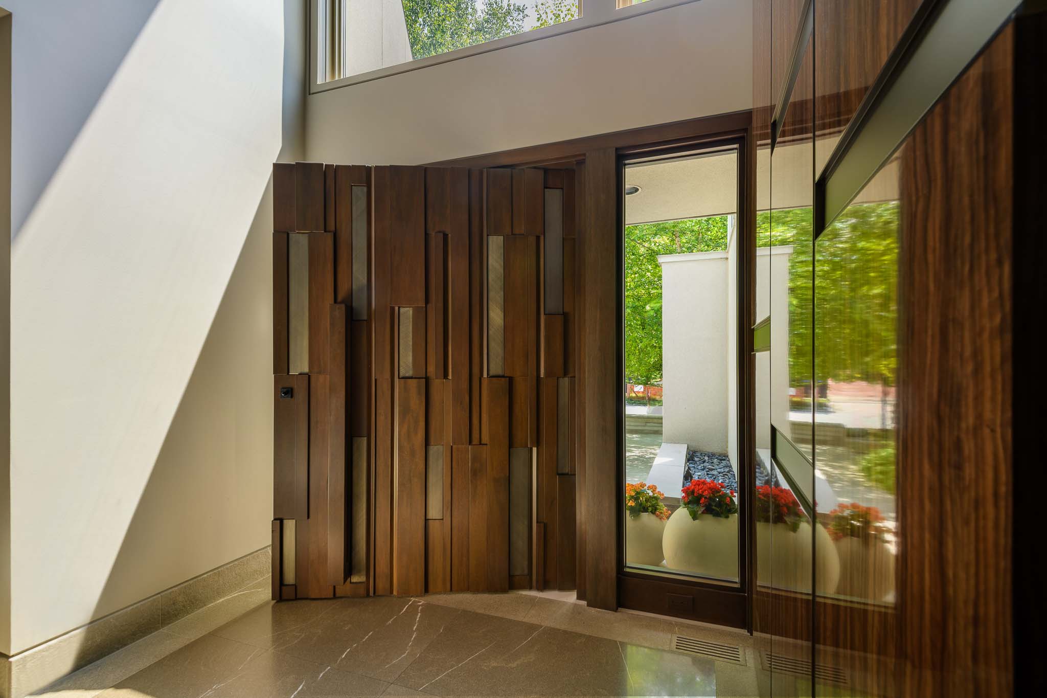 Wood Doors in Toronto: Elevating Luxury Home Design