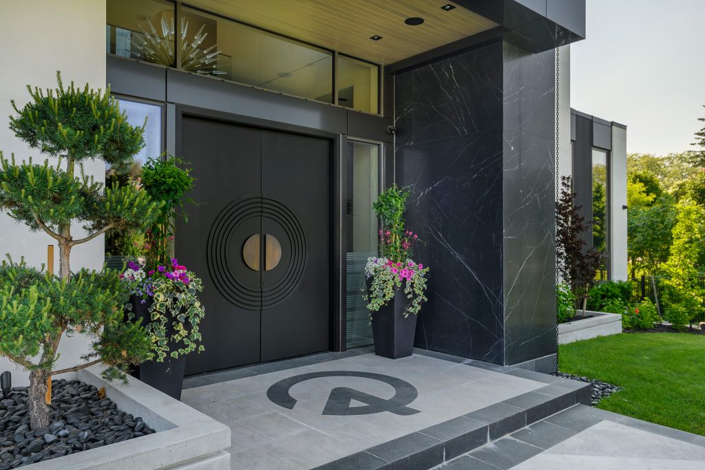 LOCUS_DSC6106-HDR-WEB